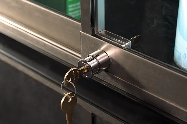 Pulls & Locks Pulls & Locks